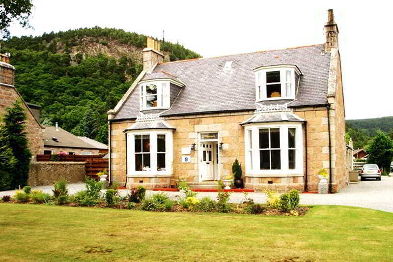 Morvada Guest House Ballater Exteriör bild